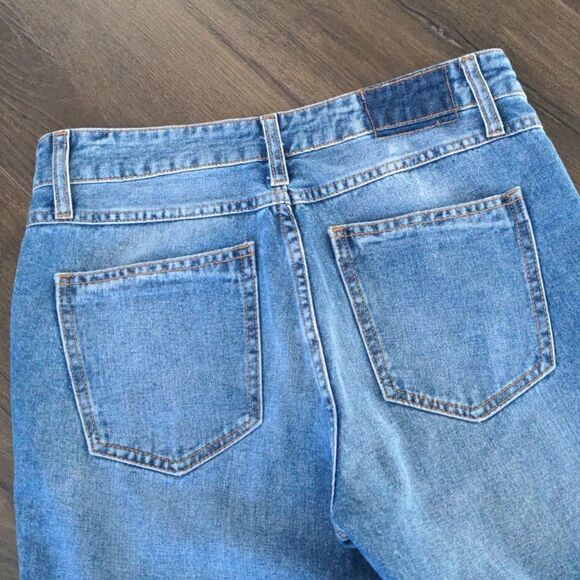Stradivarius Straight Leg Jeans with Distressed Mesh Details size 2 - Picture 10 of 12